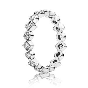 Pandora Alluring Brilliant Princess Ring 🤍